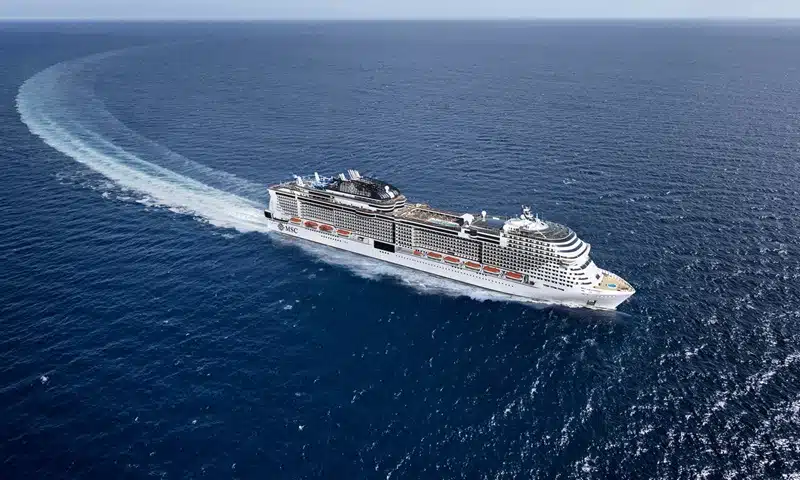 Comment se passe une croisière autour du monde